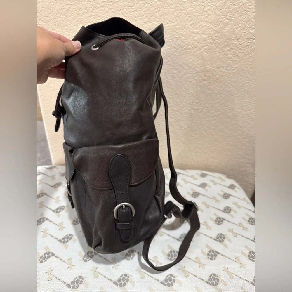 London‎ Fog Leather Backpack Brown Drawstring Flap Buckle Pockets Travel Bag